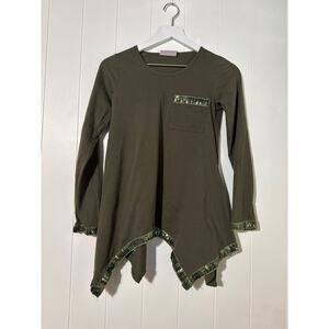 Romeo + Juliet Shirt Womens Medium Green With Sequin Accents 5 FOR $25 💵 💲
